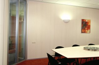 Aanvullende informatie VERPLAATSBARE NAADLOZE BINNENWAND, HOOGTE 2700MM